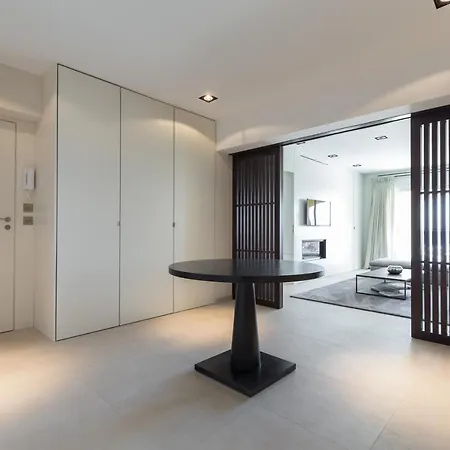 Sleeps 6 Air Con Wifi