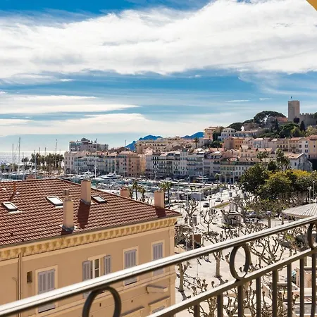 Sleeps 6 Air Con Wifi Apartment *