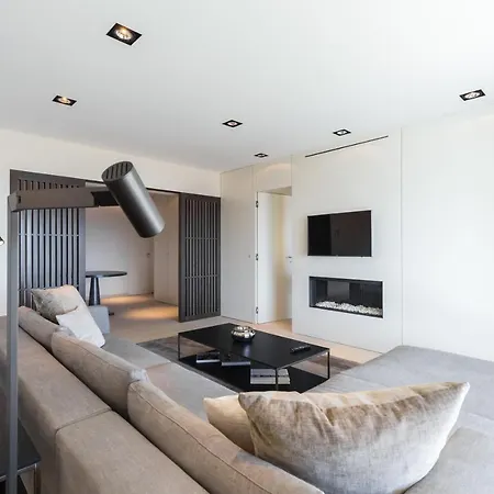 Apartment Sleeps 6 Air Con Wifi Cannes